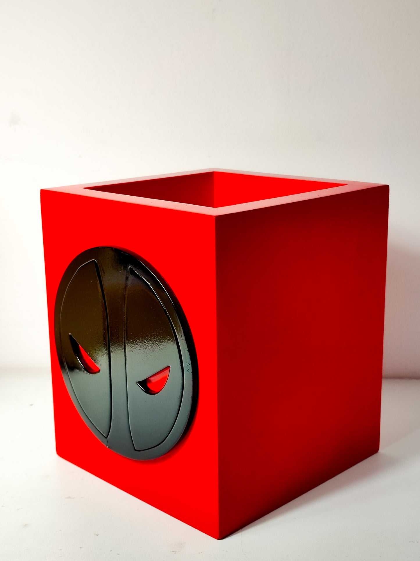 Deadpool Pot (Wooden)