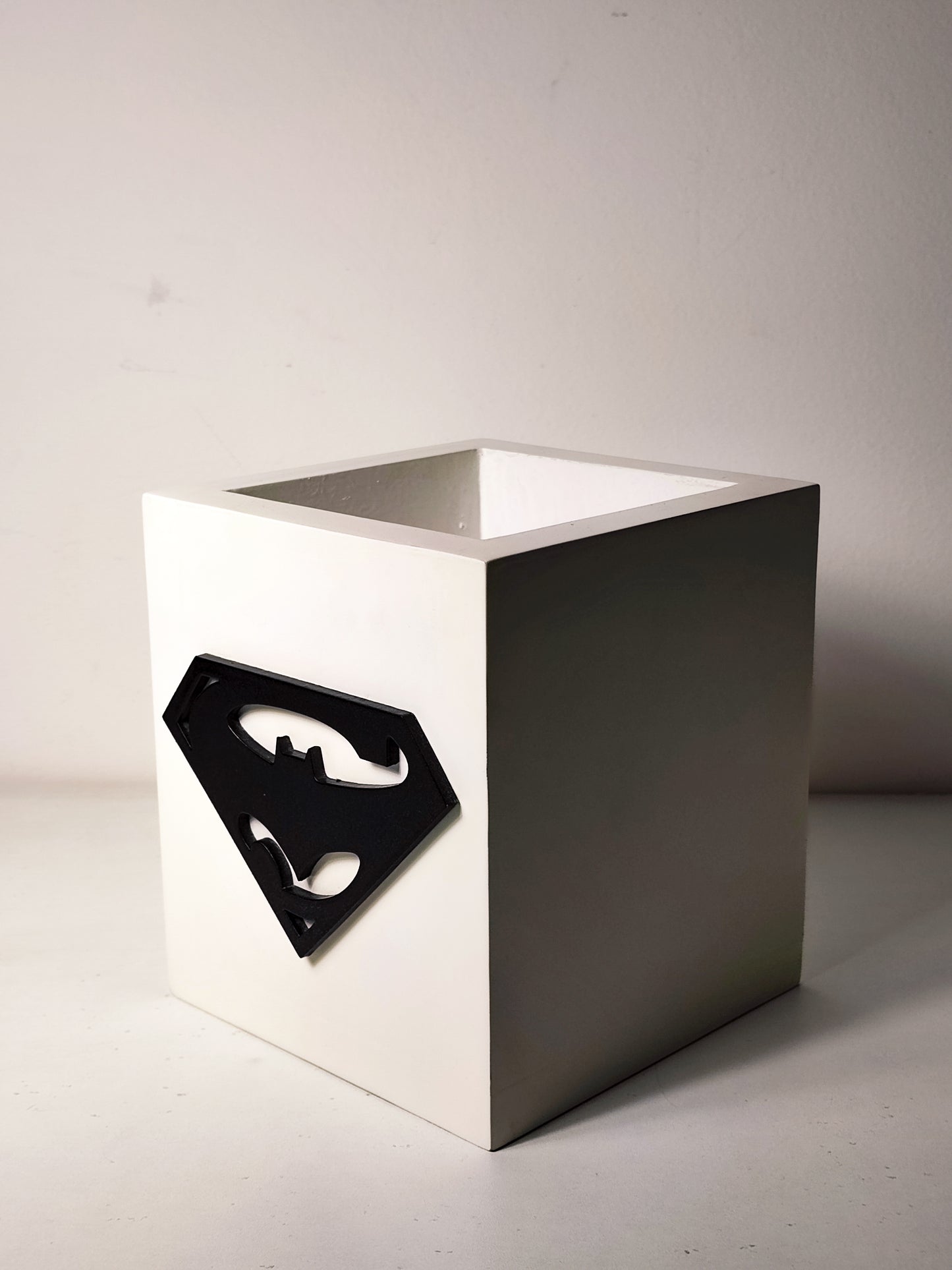 Super Bat Pot B&W (Wooden)