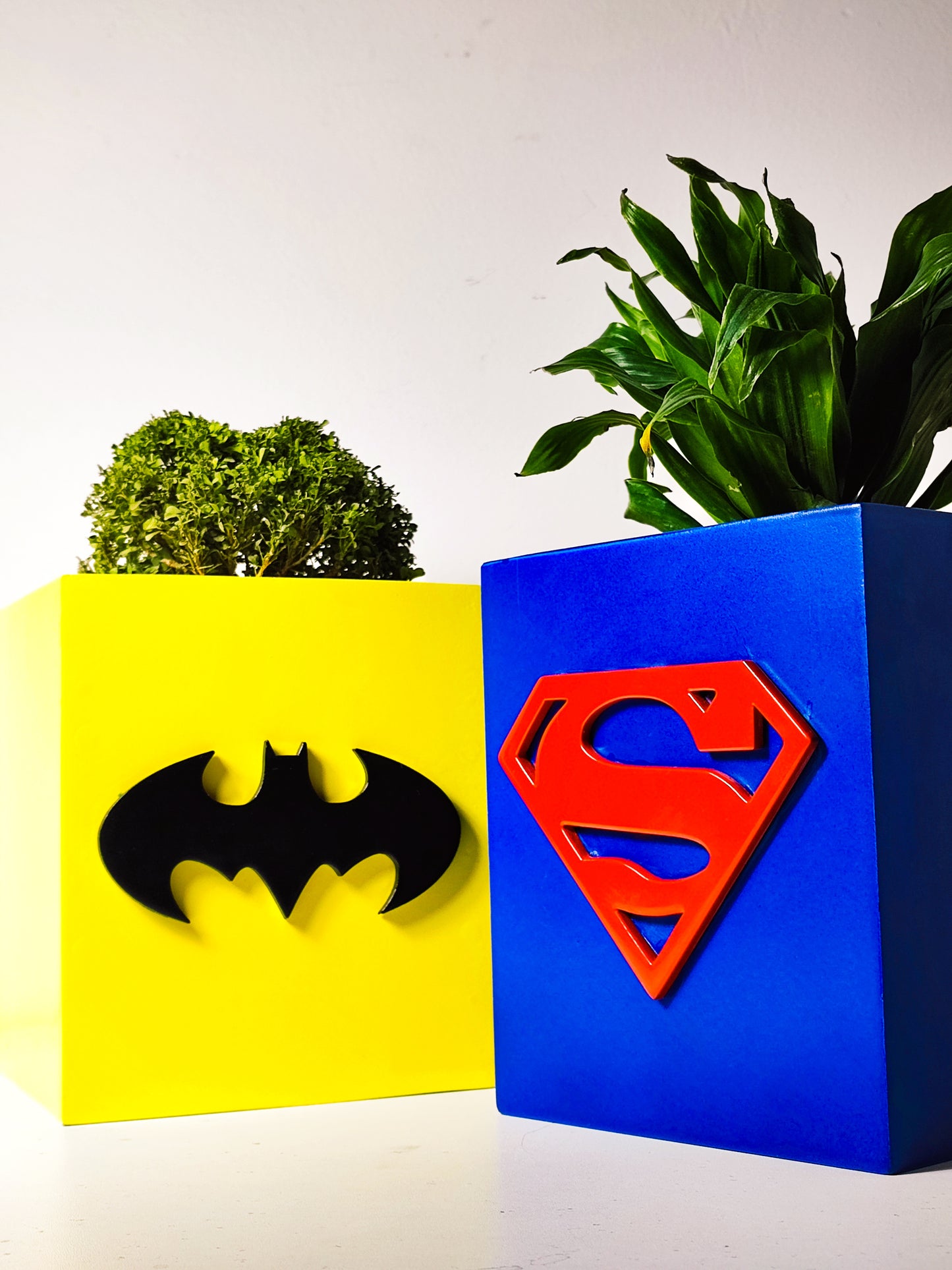 Superman Pot (Wooden)